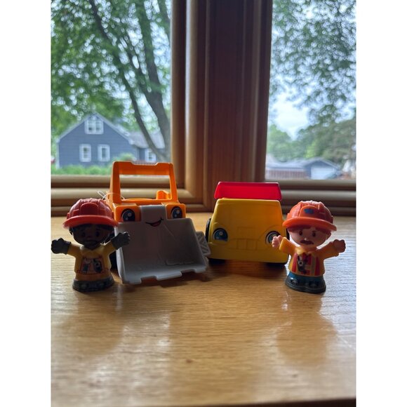 Fisher-Price Little People Construction Vehicle Set With 2 Figures Loader Dump T - Picture 2 of 6